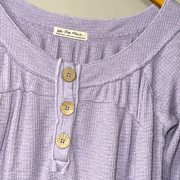We The Free Waffle lavender Henley Top oversized XS - Picture 5 of 6